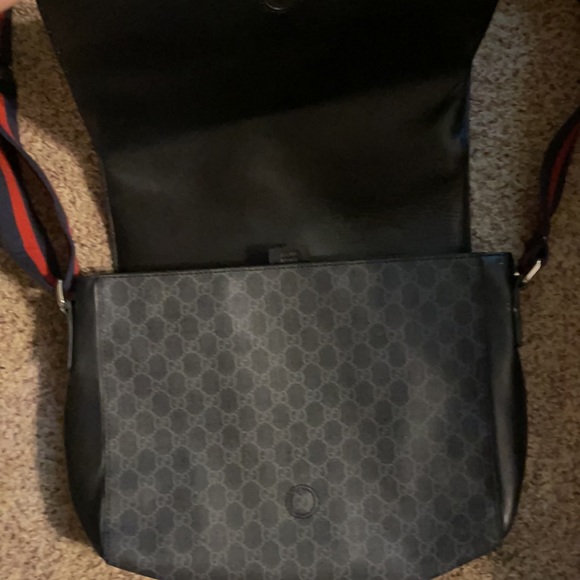 Gucci supreme messenger bag - Picture 3 of 7